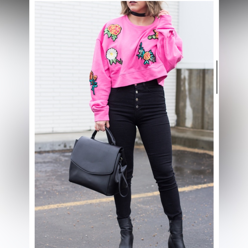 *HOST PICK* - Zara cropped sweatshirt with sequenced flower patches - Picture 2 of 12